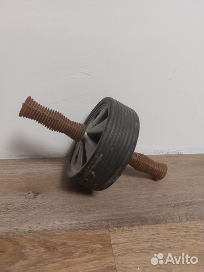 Тренажер -колесо