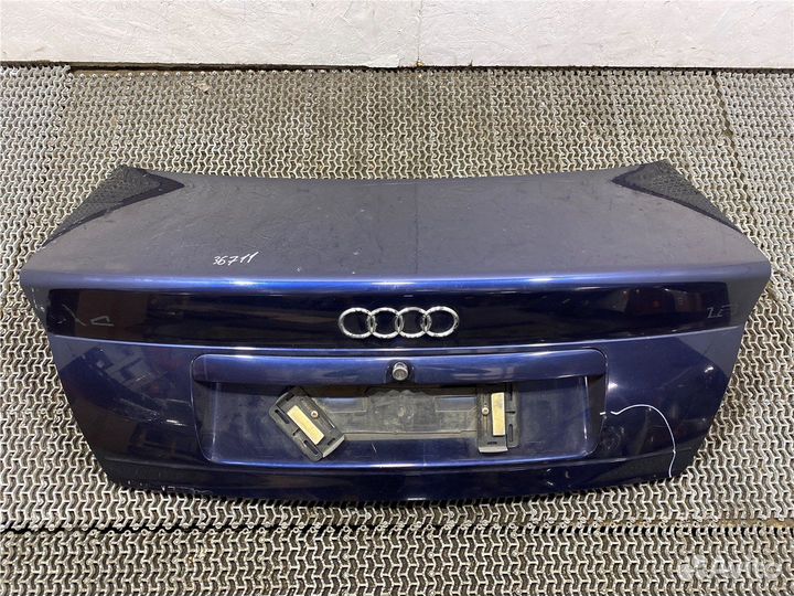 Ручка крышки багажника Audi A4 (B5), 1995
