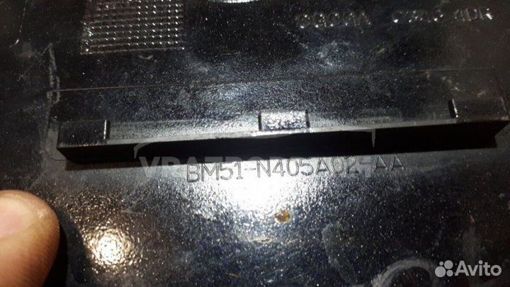 Лючок бензобака Ford Focus 2 2011