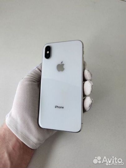 iPhone X, 64 ГБ