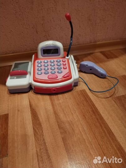 Детские игрушки касса