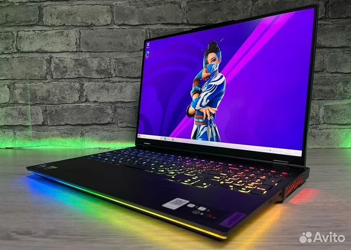 Lenovo Legion 7 i7-11800H / RTX 3070 / RAM32 / 165
