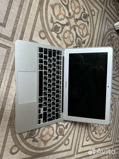 Apple MacBook Air 11 2014