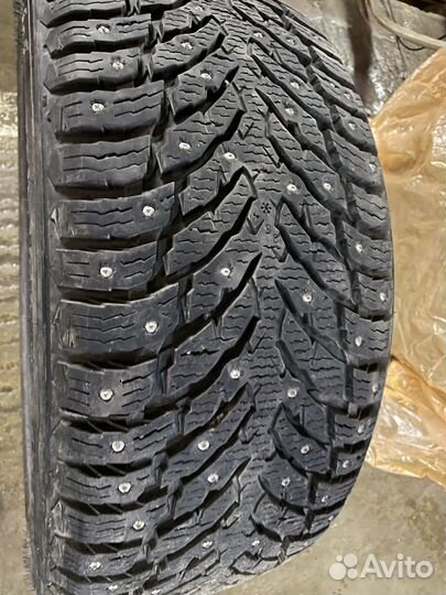 Nokian Tyres Hakkapeliitta 9 245/45 R18 100T