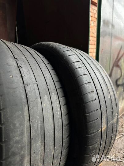 Michelin Pilot Sport 4 225/50 R17 98W