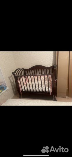 Детская кроватка маятник