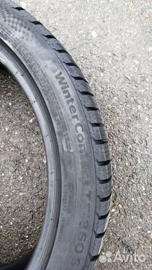 Continental ContiWinterContact TS 860S 225/40 R19 93V