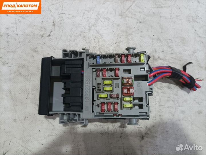 Блок предохранителей Opel Astra J (2009 - 2012)