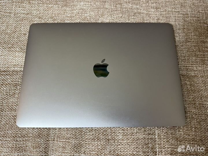 Apple macbook pro 13 2020 8gb 256gb