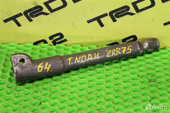 Карданчик рулевой Toyota Noah ZRR75 3ZR-FE 2012
