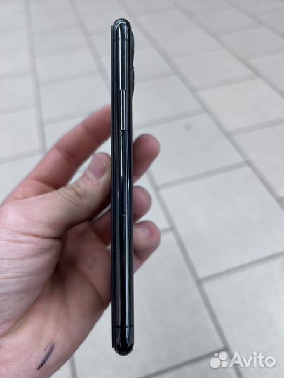 iPhone 11 Pro, 64 ГБ