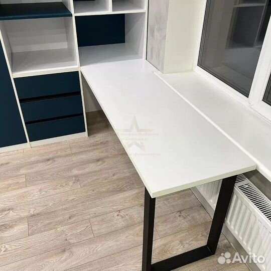 Шкаф