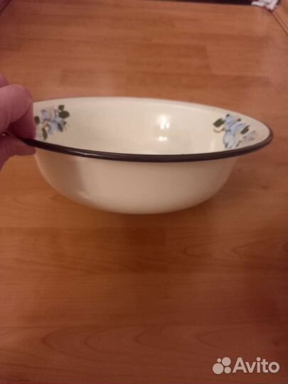 Миски эмалированные