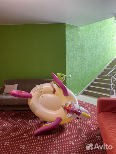 Надувной единорог