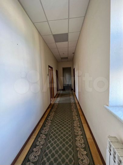 Здание, 1074 м²