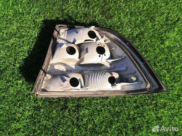 Задний левый фонарь Opel Vectra B