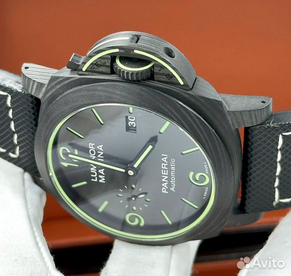 Часы Panerai Luminor Marina