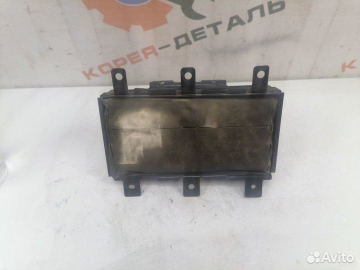 Подушки безопасности в торпедо Hyundai Sonata NF