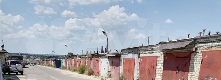 Гараж, > 30 м²