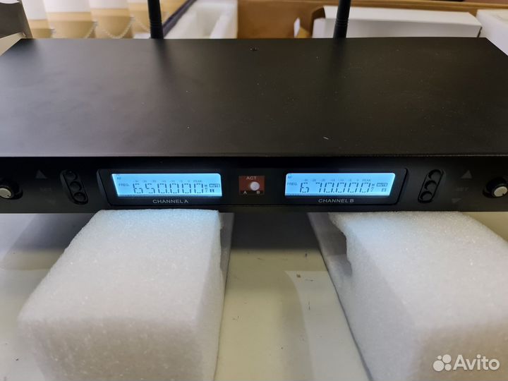 Invotone WM-252 радиосистема