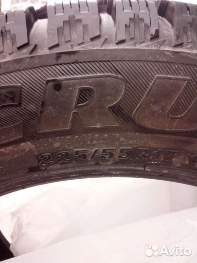Bridgestone Ice Cruiser 7000 225/55 R17 102