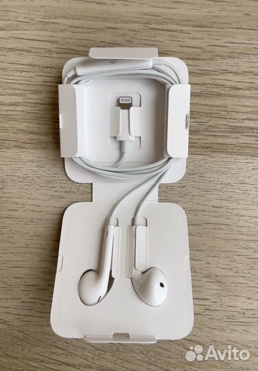 Наушники apple earpods lightning