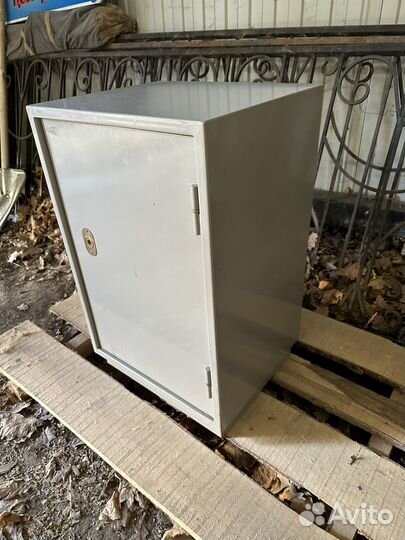 Шкаф металлический сейф