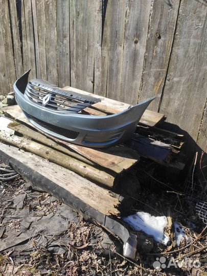 Продам бампер renault логан