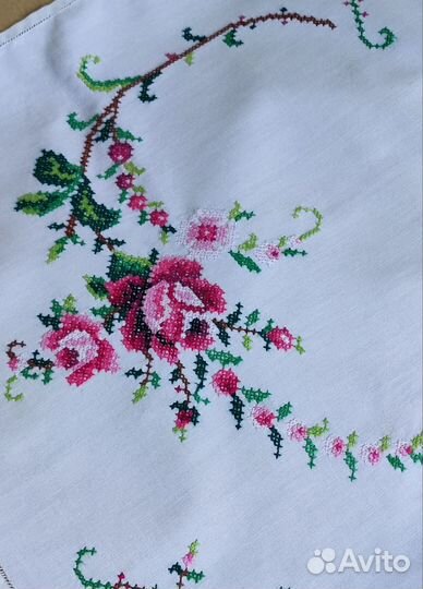 Дорожка(салфетка) с вышивкой,83*38, хлопок