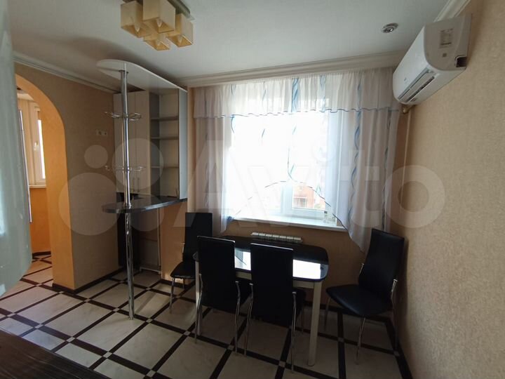 2-к. квартира, 58 м², 4/9 эт.