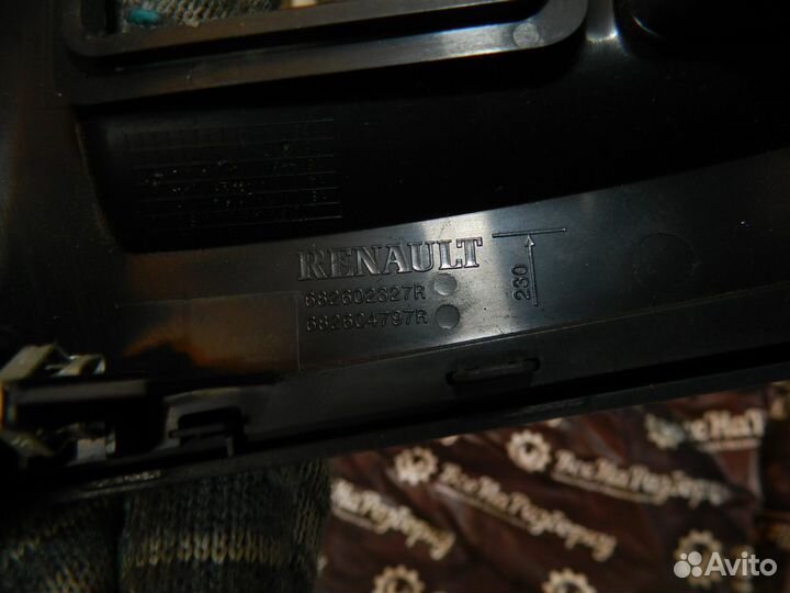 Накладка консоли центральной рено логан 2 L 8