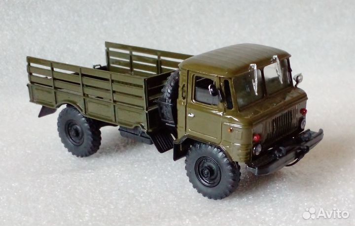 1/43 66-е (агат, SSM)