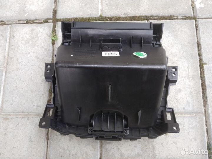 Бардачок Chevrolet Cruze седан 1.6 2013