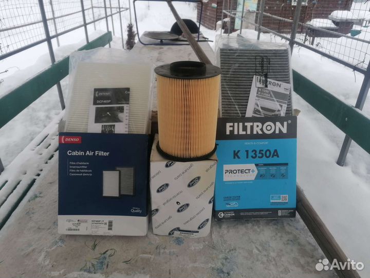 1 воздушных и 2 салоных фильтра