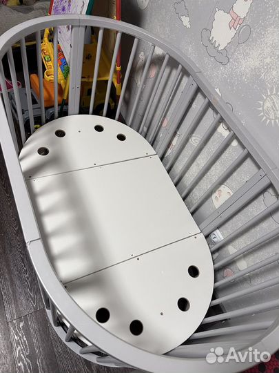 Кровать трансформер с маятником