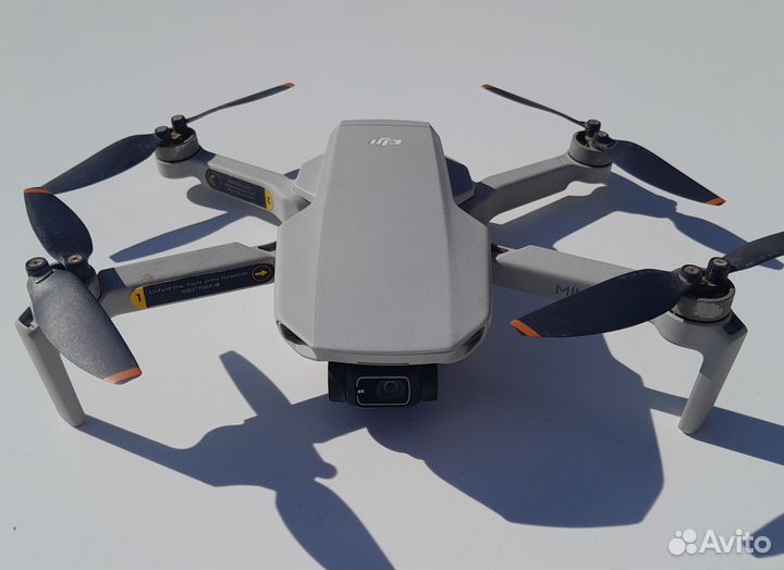 Квадрокоптер Dji Mini 2
