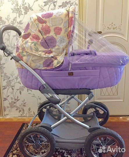 Прогулочная коляска