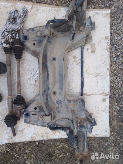 Подрамник Ситроен С-Elysse Пежо 301