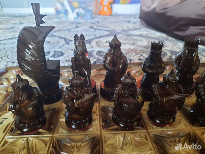 Резные шахматы