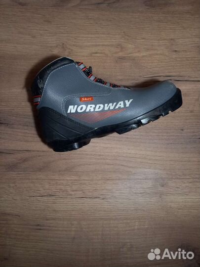 Лыжные ботинки nordway 35