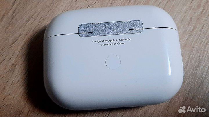 Беспроводные наушники apple