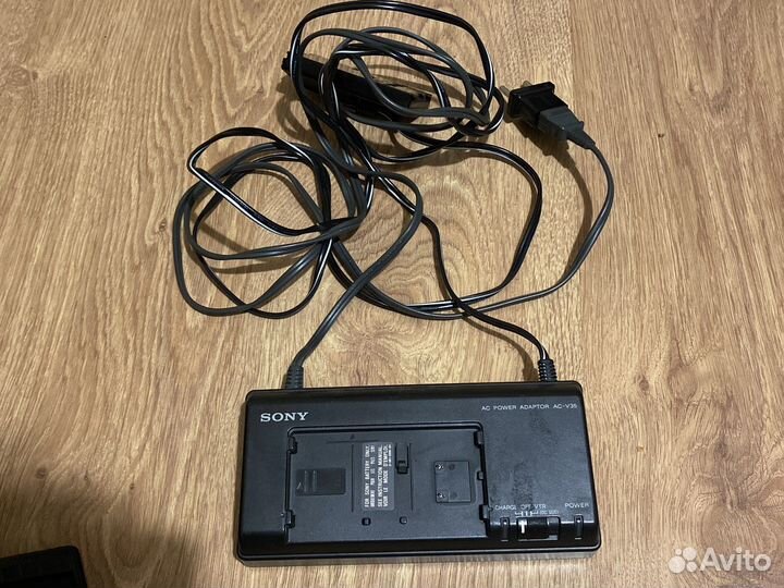 Зарядка для батареек sony камера