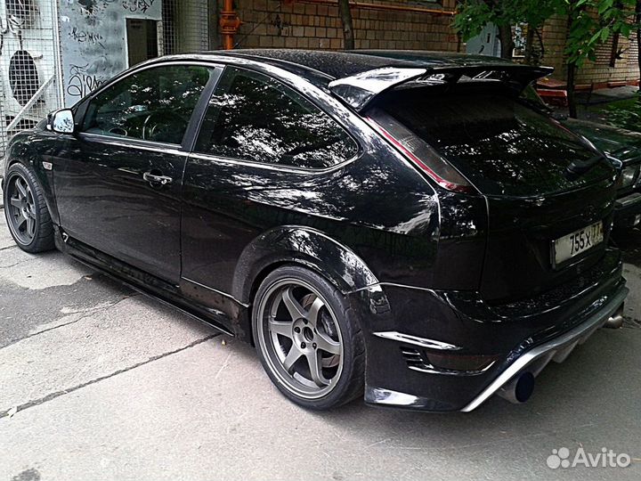 Пороги Rieger Ford Focus 2 HB 3D