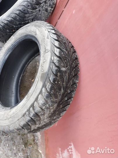 Sava Eskimo Stud 205/60 R16