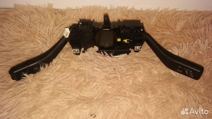 Рулевой переключатель на VW jetta 6