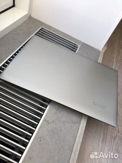 Ноутбук Lenovo