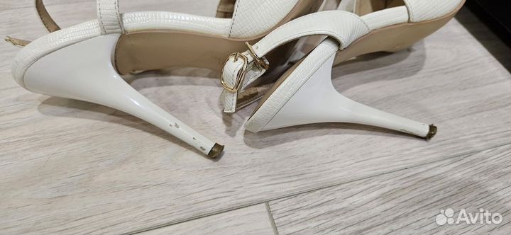 Босоножки из искусственной кожи