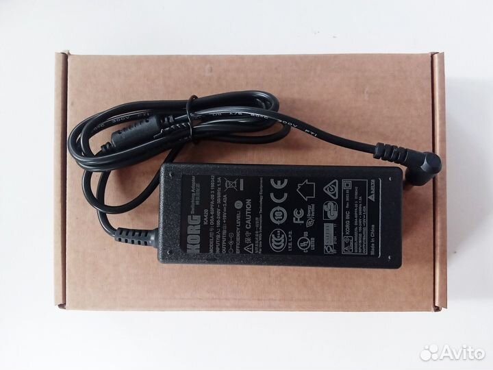Адаптер питания Korg KA-420 (19V 3.42A, DSA-65PFA)