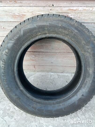 Goodyear UltraGrip Ice 225/65 R17