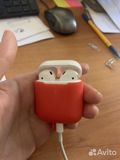 Airpods 1 го поколения